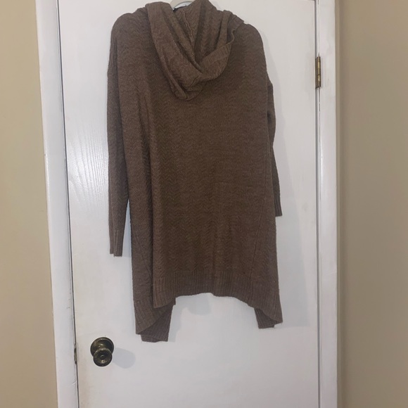 Cardigan - Picture 2 of 3